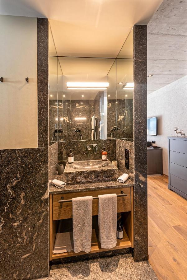 Skilodge Oberlech エクステリア 写真
